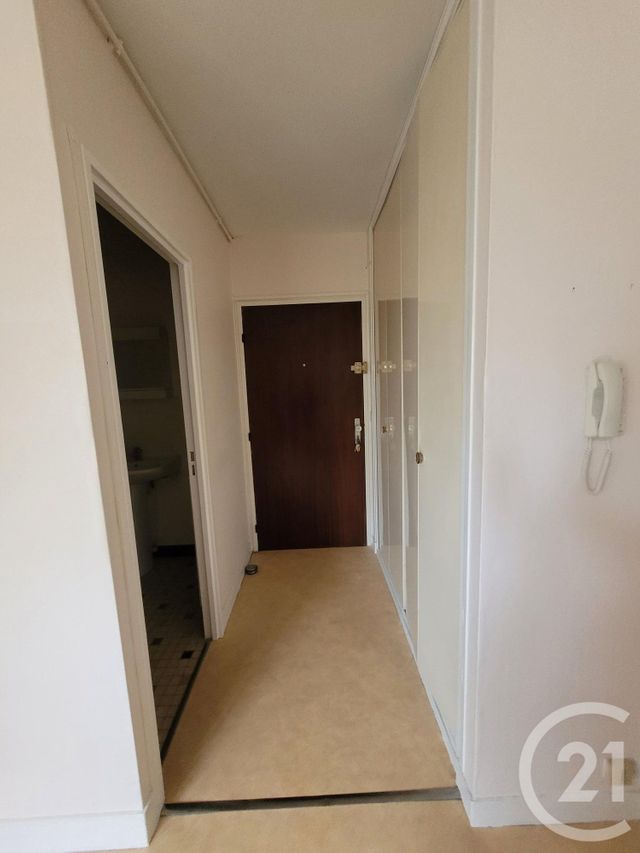 Appartement T1 à vendre - 1 pièce - 27.95 m2 - COMPIEGNE - 60 - PICARDIE - Century 21 Infinity