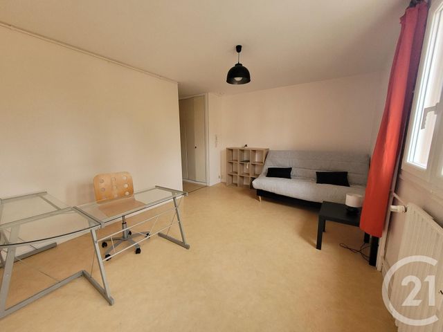 Appartement T1 à vendre - 1 pièce - 27.95 m2 - COMPIEGNE - 60 - PICARDIE - Century 21 Infinity