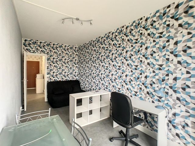 Appartement Studio à louer - 1 pièce - 19.3 m2 - COMPIEGNE - 60 - PICARDIE - Century 21 Infinity