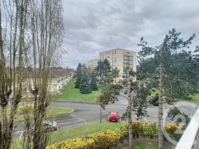 Appartement Studio à louer - 1 pièce - 19.3 m2 - COMPIEGNE - 60 - PICARDIE - Century 21 Infinity