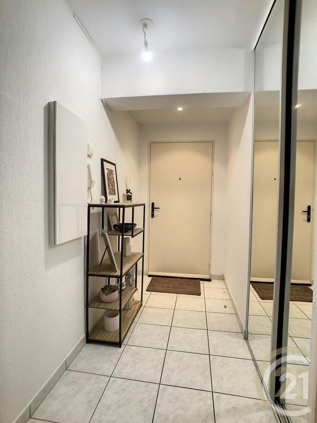 Appartement F2 à louer - 2 pièces - 43.7 m2 - COMPIEGNE - 60 - PICARDIE - Century 21 Infinity