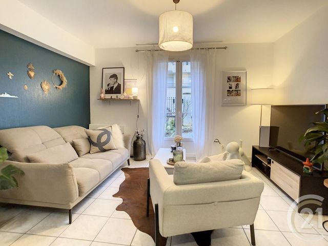 Appartement F2 à louer - 2 pièces - 43.7 m2 - COMPIEGNE - 60 - PICARDIE - Century 21 Infinity