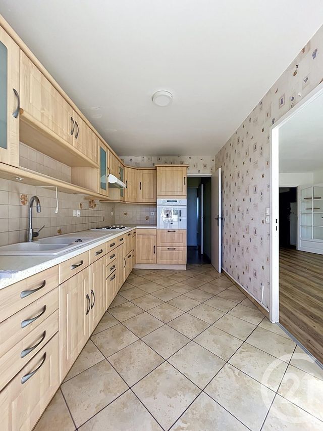 Appartement à vendre - 3 pièces - 76.07 m2 - COMPIEGNE - 60 - PICARDIE - Century 21 Infinity