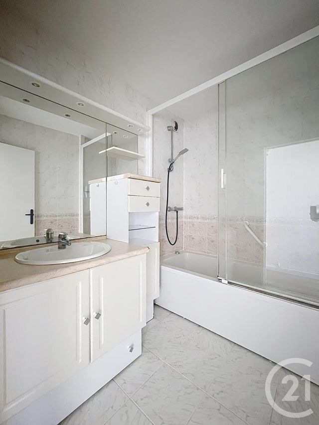 Appartement à vendre - 3 pièces - 76.07 m2 - COMPIEGNE - 60 - PICARDIE - Century 21 Infinity