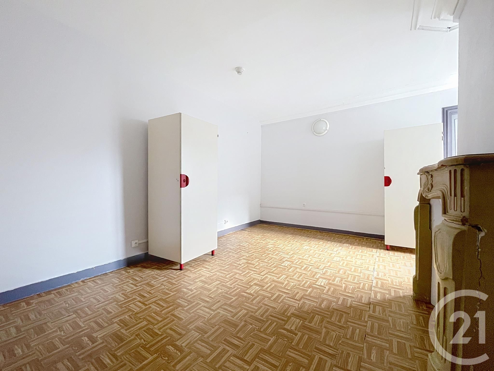 maison à vendre - 20 pièces - 900.0 m2 - COMPIEGNE - Miniature 10