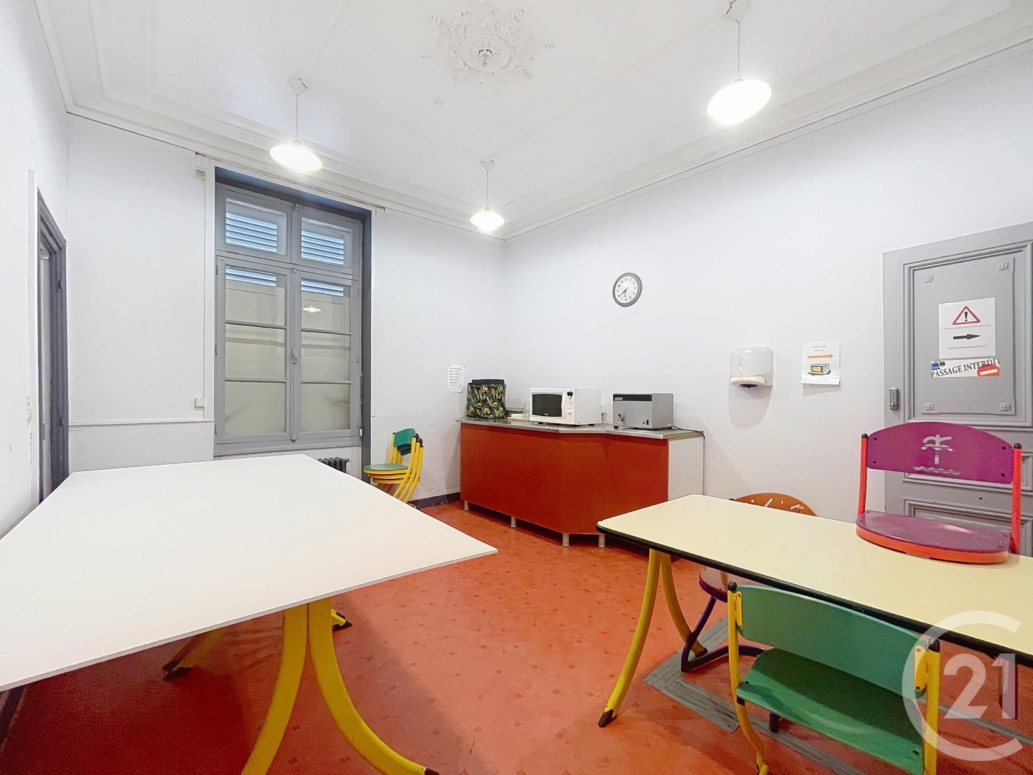 maison à vendre - 20 pièces - 900.0 m2 - COMPIEGNE - Miniature 5