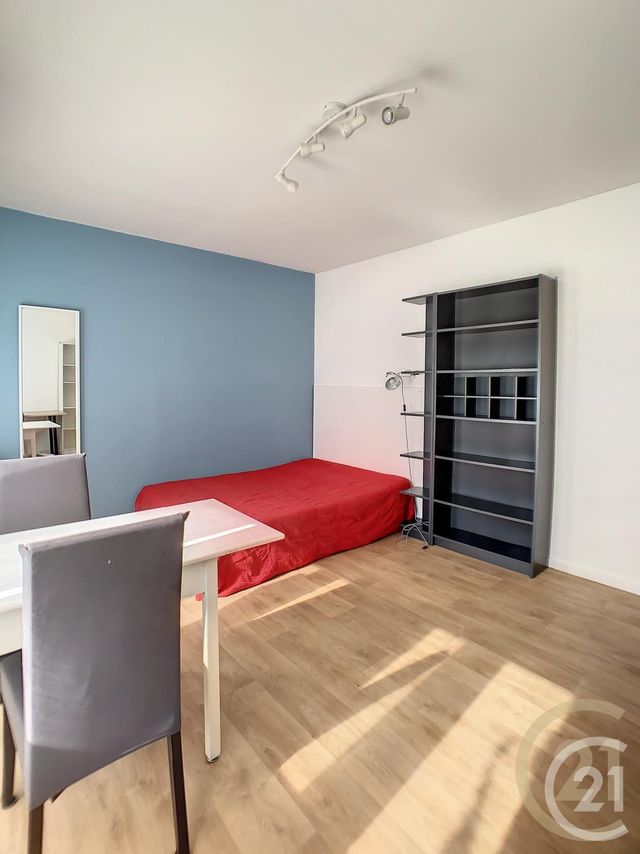 Appartement F1 à louer - 1 pièce - 27.5 m2 - COMPIEGNE - 60 - PICARDIE - Century 21 Infinity