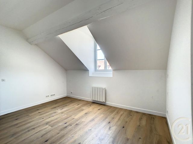 Appartement F2 à louer - 2 pièces - 41.7 m2 - COMPIEGNE - 60 - PICARDIE - Century 21 Infinity