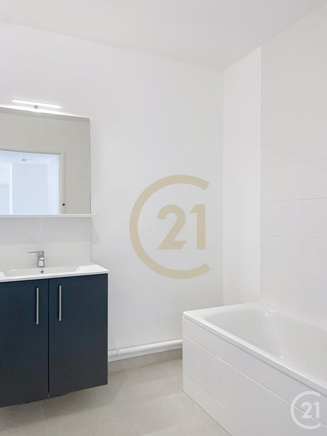 Appartement F3 à vendre - 3 pièces - 59.4 m2 - COMPIEGNE - 60 - PICARDIE - Century 21 Infinity