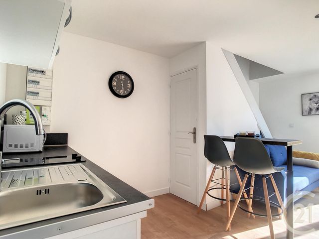 Appartement Duplex à louer - 2 pièces - 25.83 m2 - COMPIEGNE - 60 - PICARDIE - Century 21 Infinity