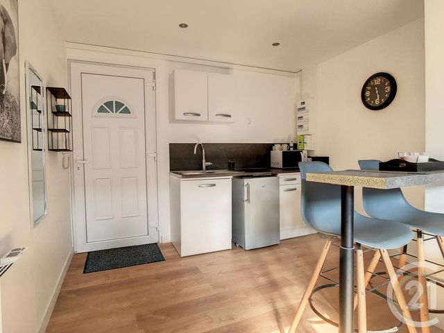 Appartement Duplex à louer - 2 pièces - 25.83 m2 - COMPIEGNE - 60 - PICARDIE - Century 21 Infinity