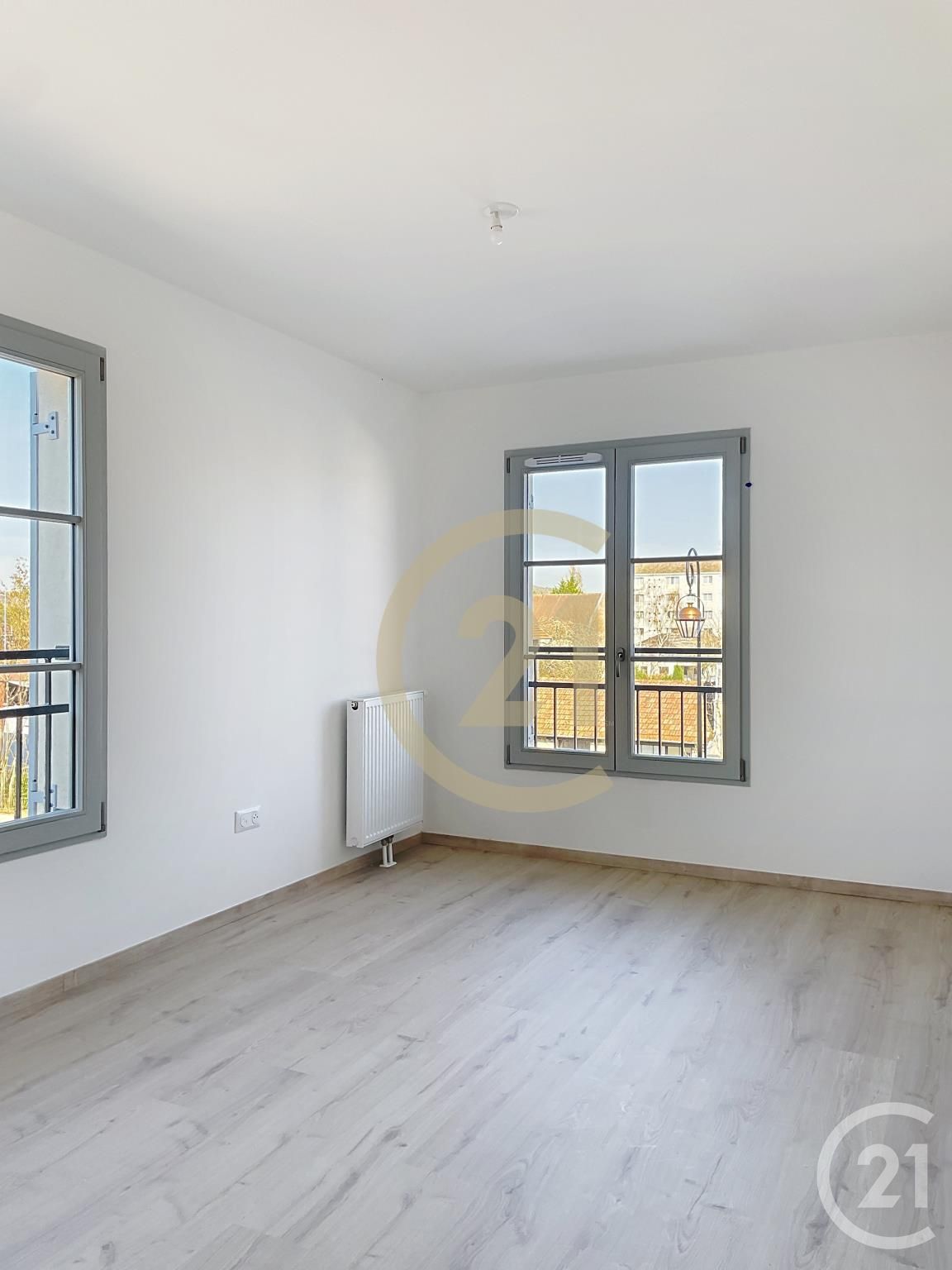 Appartement F4 à vendre - 4 pièces - 89.7 m2 - COMPIEGNE - Miniature 6