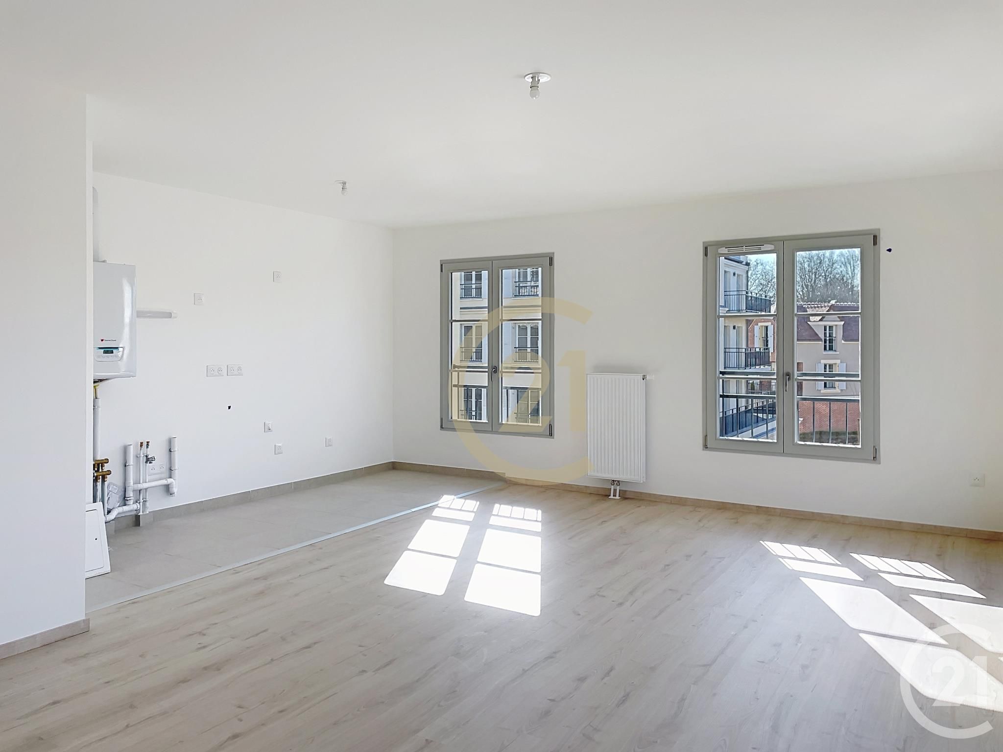 Appartement F4 à vendre - 4 pièces - 89.7 m2 - COMPIEGNE - Miniature 3