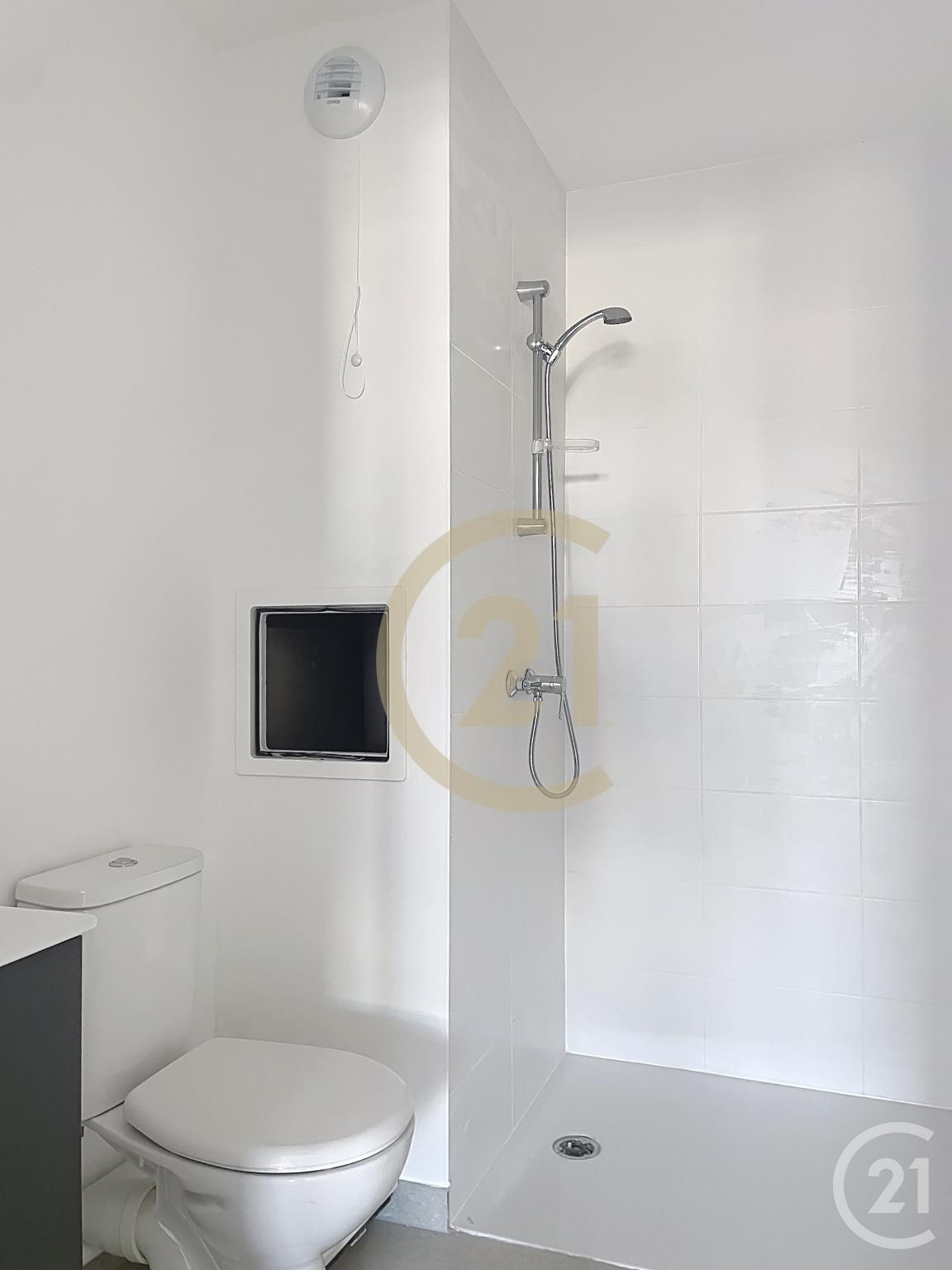 Appartement F4 à vendre - 4 pièces - 90.2 m2 - COMPIEGNE - Miniature 7