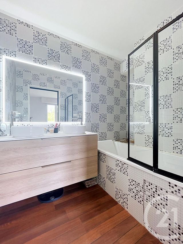 Appartement T4 à vendre - 4 pièces - 95.4 m2 - COMPIEGNE - 60 - PICARDIE - Century 21 Infinity