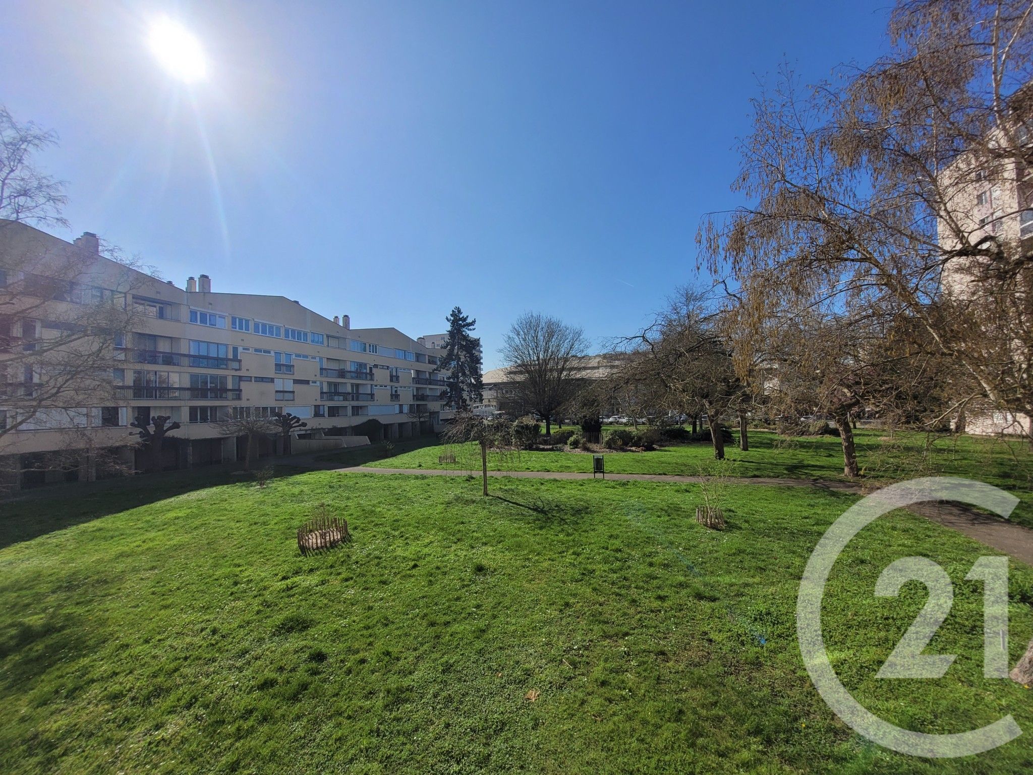 Appartement F3 à vendre - 3 pièces - 75.49 m2 - COMPIEGNE - Miniature 5