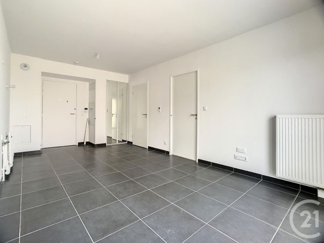 Appartement F2 à louer - 2 pièces - 36.9 m2 - MARGNY LES COMPIEGNE - 60 - PICARDIE - Century 21 Infinity