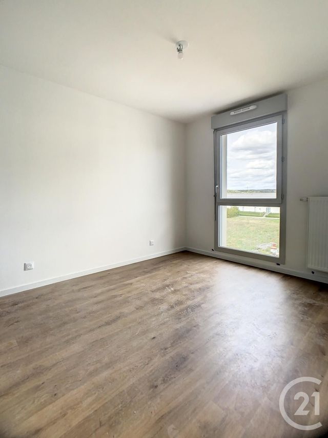 Appartement F2 à louer - 2 pièces - 36.9 m2 - MARGNY LES COMPIEGNE - 60 - PICARDIE - Century 21 Infinity