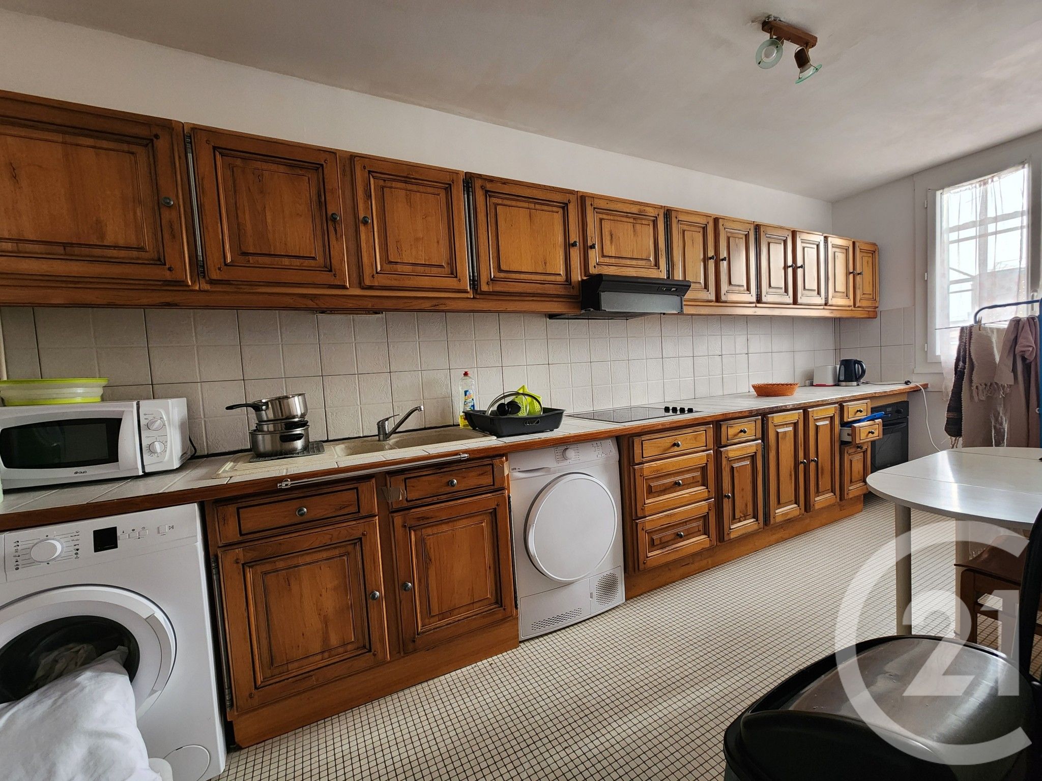 Appartement F4 à vendre - 4 pièces - 83.04 m2 - COMPIEGNE - Miniature 2