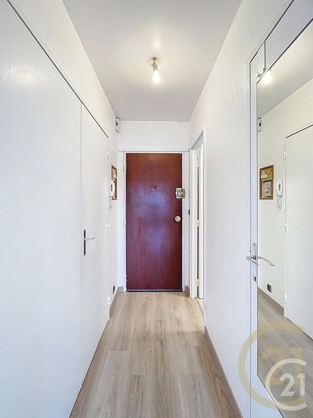 Appartement F1 à louer - 1 pièce - 28.74 m2 - MARGNY LES COMPIEGNE - 60 - PICARDIE - Century 21 Infinity