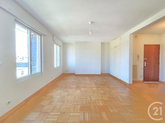Appartement F2 à louer - 2 pièces - 56.77 m2 - COMPIEGNE - 60 - PICARDIE - Century 21 Infinity