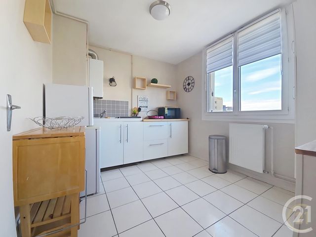 Appartement Studio à louer - 1 pièce - 32.84 m2 - COMPIEGNE - 60 - PICARDIE - Century 21 Infinity