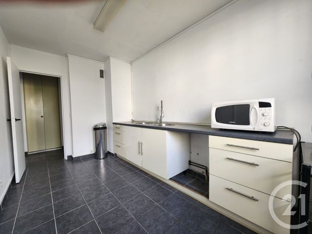 Appartement F4 à vendre - 4 pièces - 85.0 m2 - COMPIEGNE - 60 - PICARDIE - Century 21 Infinity