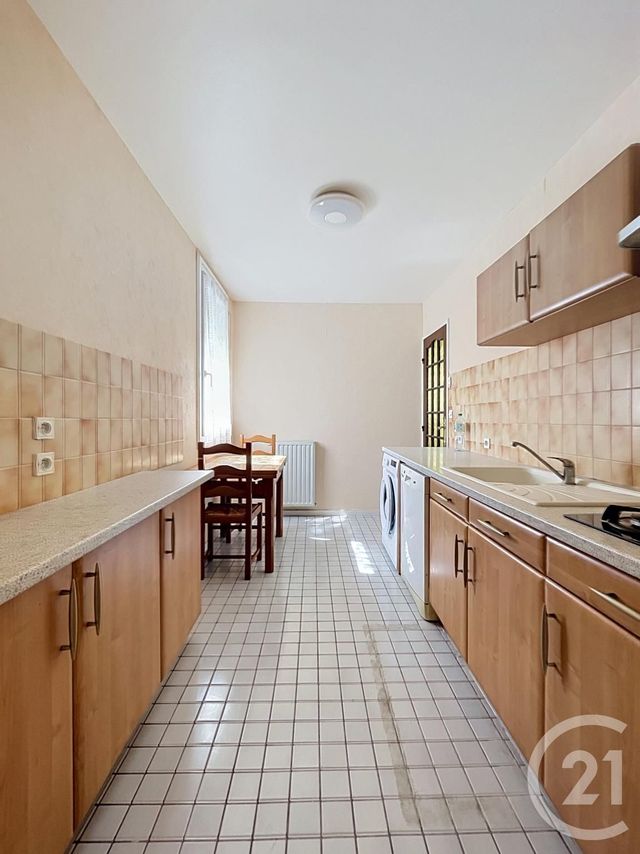 Appartement T3 à vendre - 3 pièces - 90.78 m2 - MARGNY LES COMPIEGNE - 60 - PICARDIE - Century 21 Infinity