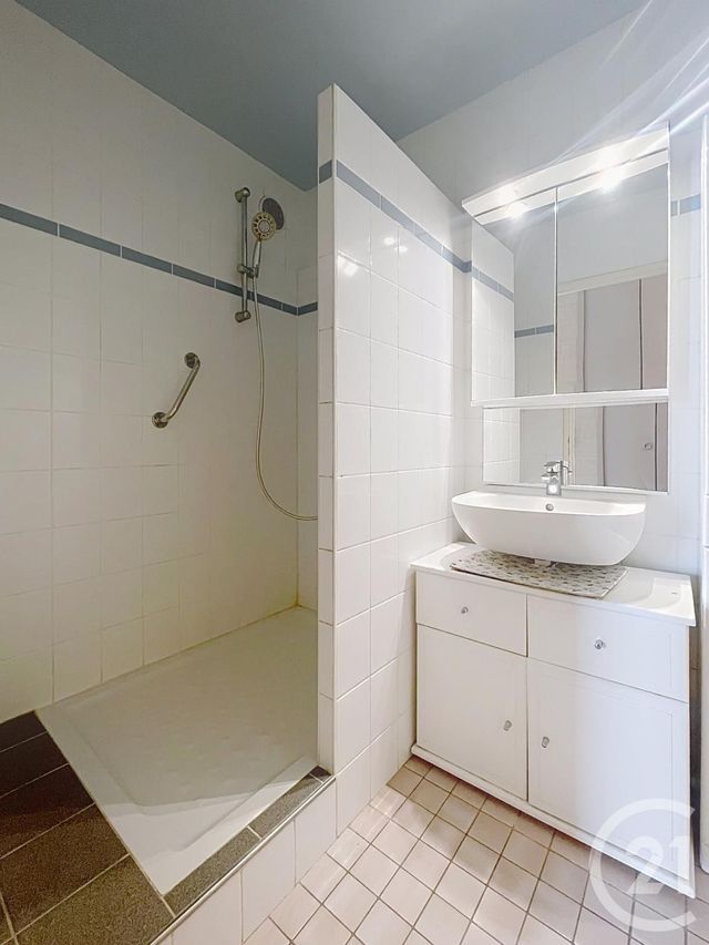 Appartement T3 à vendre - 3 pièces - 90.78 m2 - MARGNY LES COMPIEGNE - 60 - PICARDIE - Century 21 Infinity