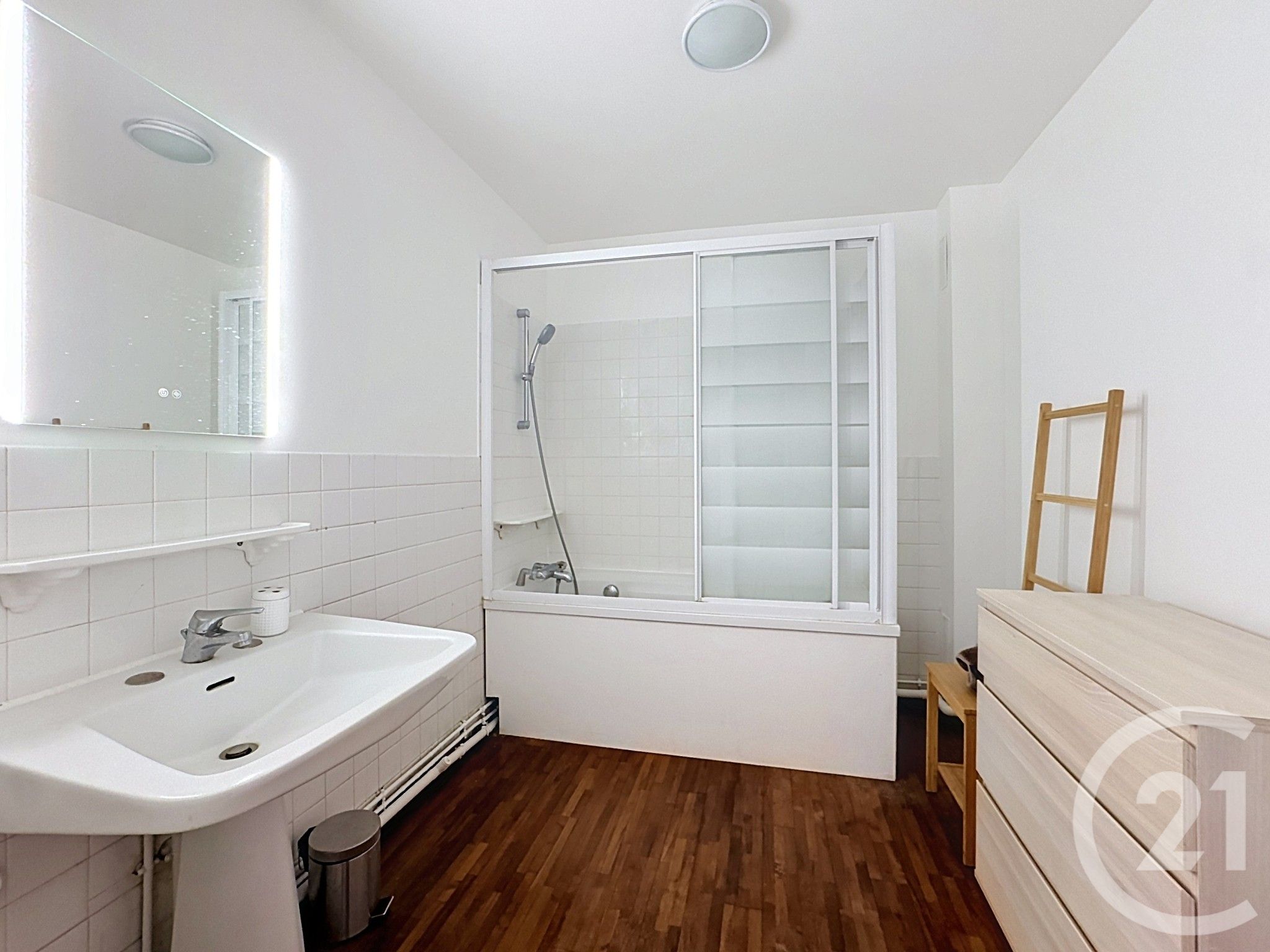 Appartement F2 à vendre - 2 pièces - 60.13 m2 - COMPIEGNE - Miniature 4