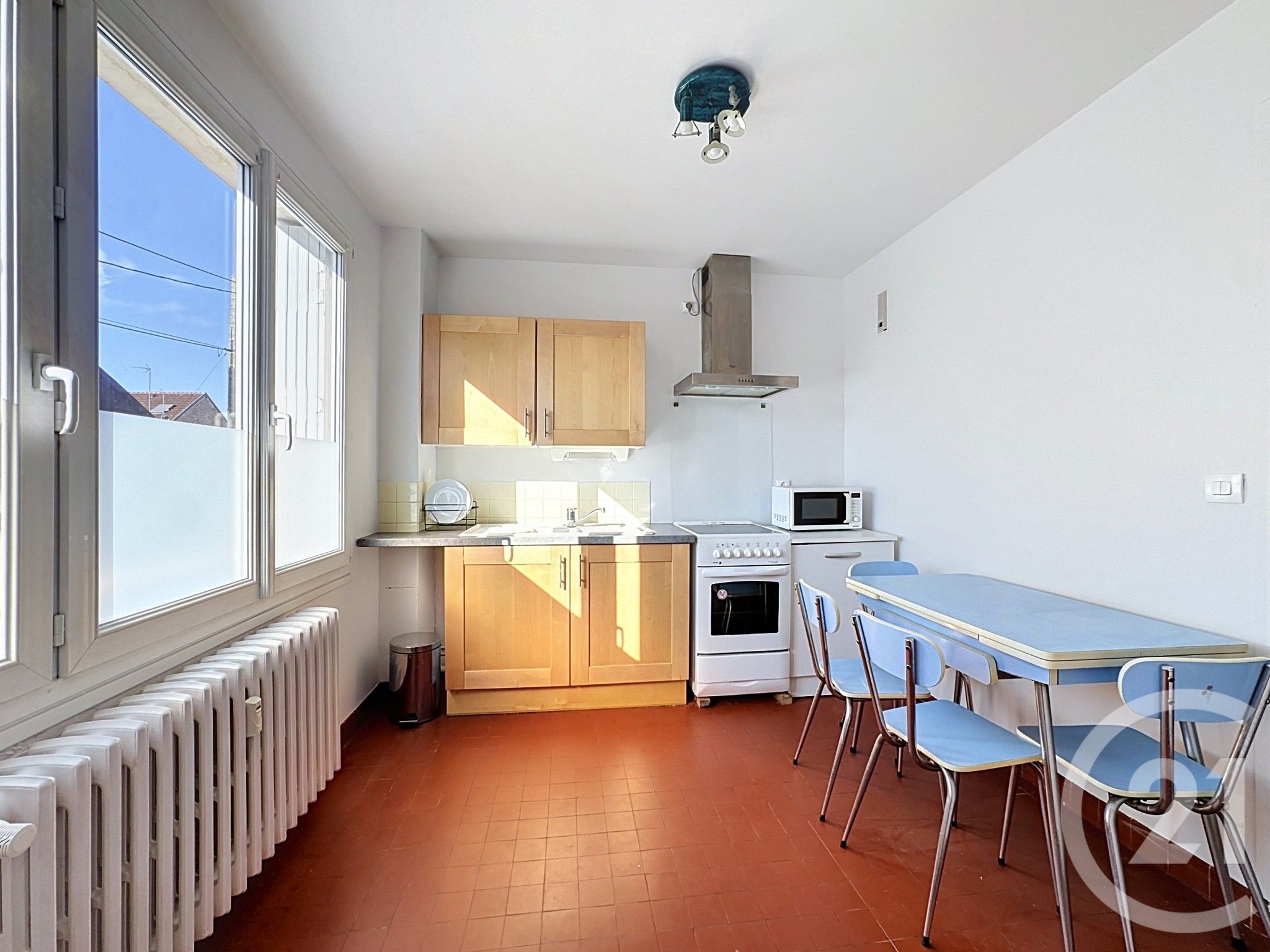 Appartement F2 à vendre - 2 pièces - 60.13 m2 - COMPIEGNE - Miniature 2