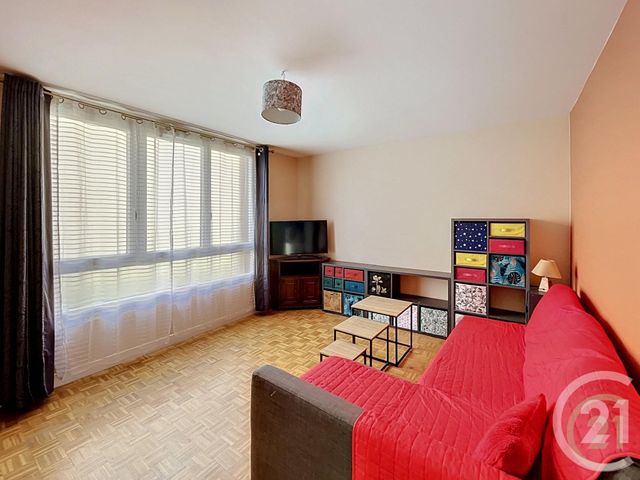 Appartement Chambre à louer - 3 pièces - 9.7 m2 - COMPIEGNE - 60 - PICARDIE - Century 21 Infinity