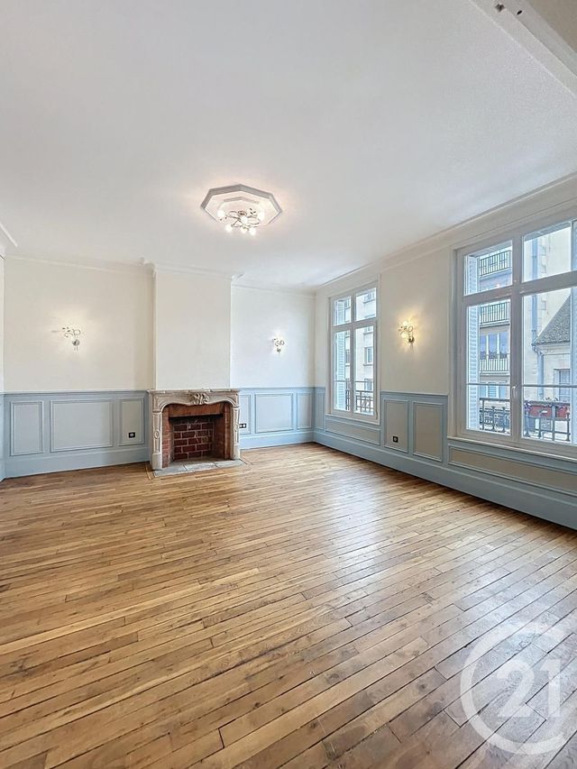 Appartement F4 à louer - 4 pièces - 122.25 m2 - COMPIEGNE - 60 - PICARDIE - Century 21 Infinity
