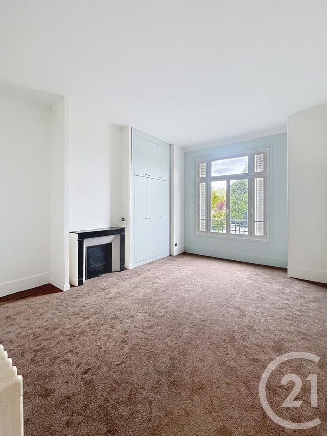 Appartement F4 à louer - 4 pièces - 122.25 m2 - COMPIEGNE - 60 - PICARDIE - Century 21 Infinity