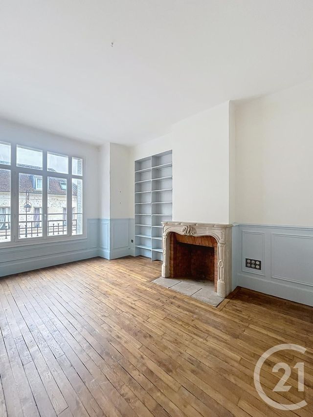 Appartement F4 à louer - 4 pièces - 122.25 m2 - COMPIEGNE - 60 - PICARDIE - Century 21 Infinity