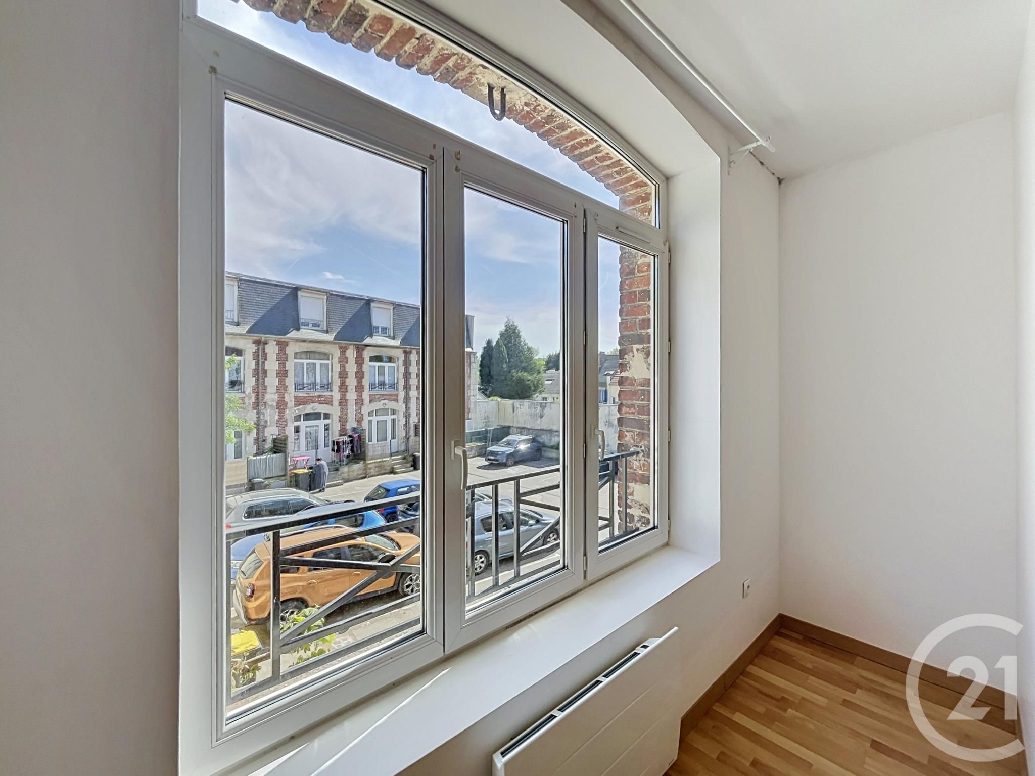 immeuble à vendre - 772.0 m2 - COMPIEGNE - Miniature 9