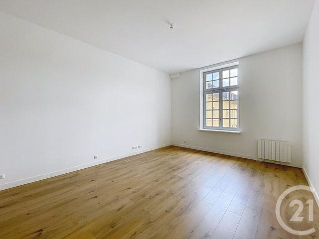 Appartement Duplex à louer - 5 pièces - 137.8 m2 - COMPIEGNE - 60 - PICARDIE - Century 21 Infinity