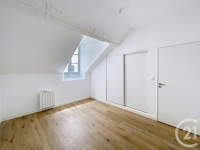 Appartement Duplex à louer - 5 pièces - 137.8 m2 - COMPIEGNE - 60 - PICARDIE - Century 21 Infinity