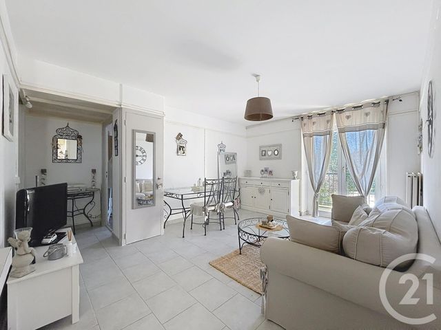Appartement F2 à louer - 2 pièces - 48.0 m2 - COMPIEGNE - 60 - PICARDIE - Century 21 Infinity