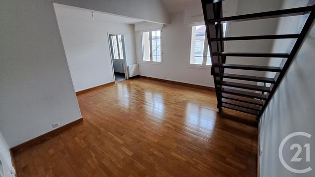 Appartement F4 à louer - 4 pièces - 84.21 m2 - COMPIEGNE - 60 - PICARDIE - Century 21 Infinity