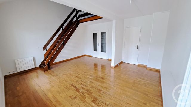 Appartement F4 à louer - 4 pièces - 84.21 m2 - COMPIEGNE - 60 - PICARDIE - Century 21 Infinity