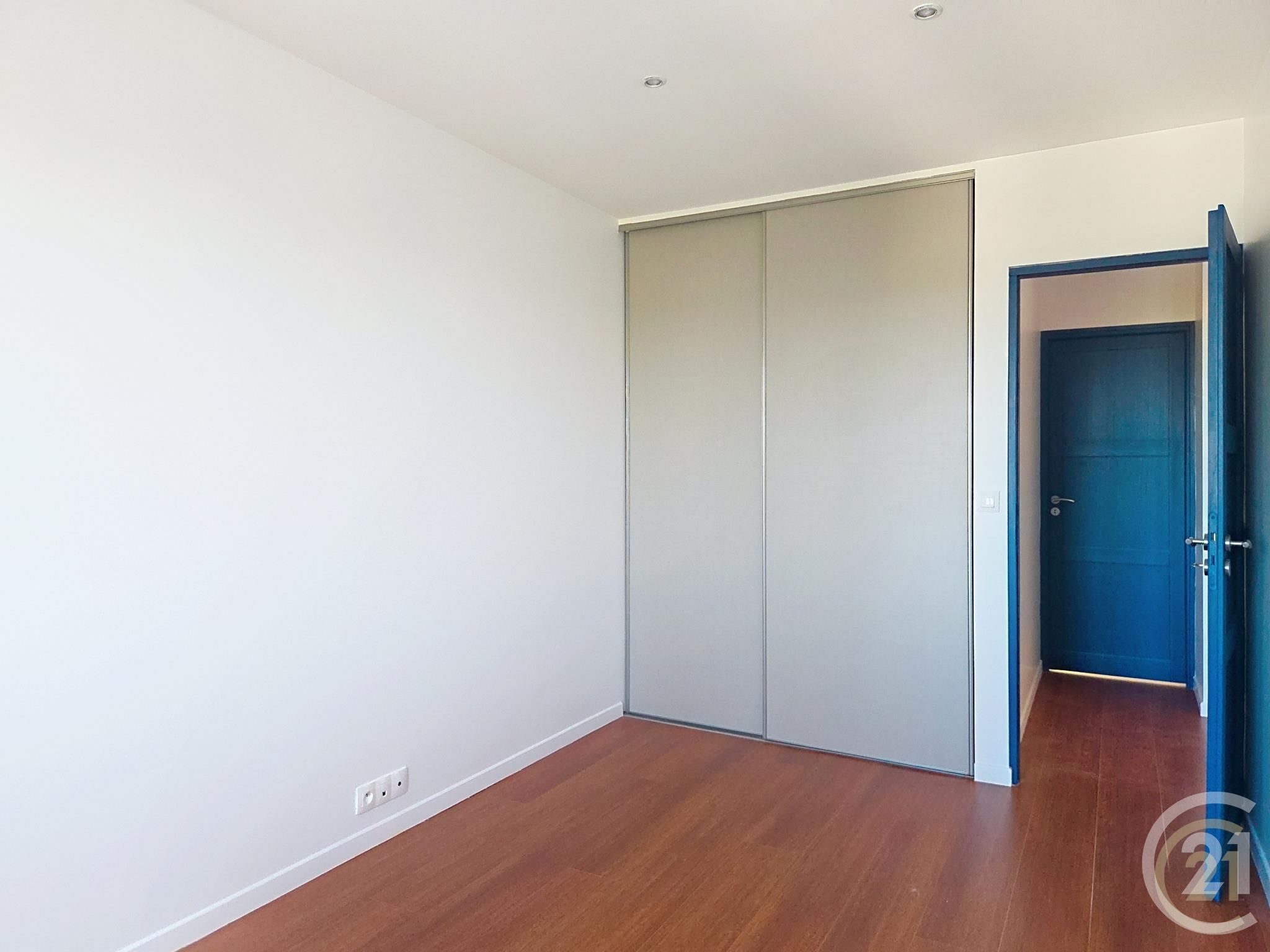 Appartement F3 à louer - 3 pièces - 62.76 m2 - COMPIEGNE - Miniature 7