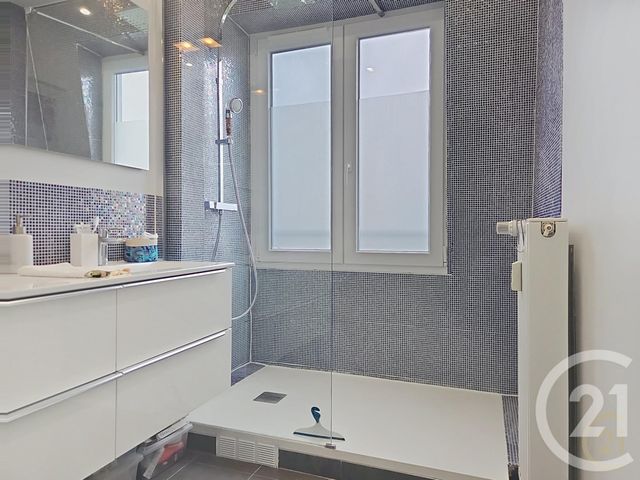 Appartement F3 à louer - 3 pièces - 62.76 m2 - COMPIEGNE - 60 - PICARDIE - Century 21 Infinity