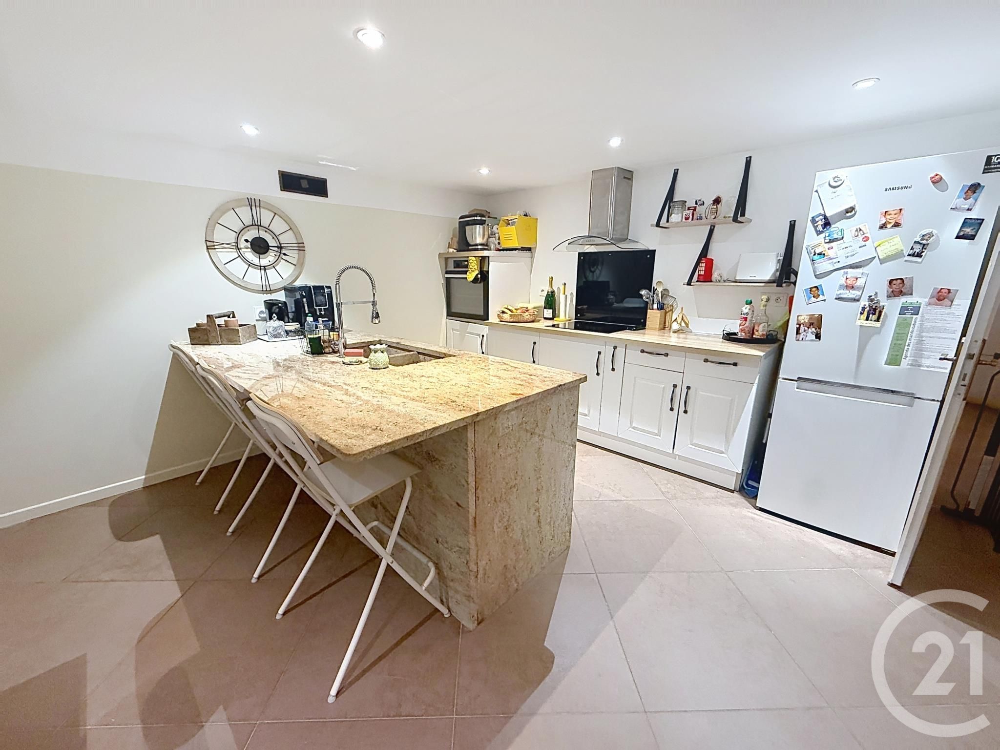 Appartement F2 à vendre - 2 pièces - 71.8 m2 - CLAIROIX - Miniature 4