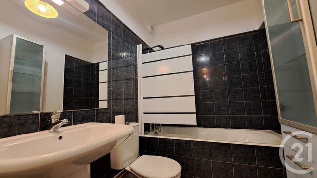 Appartement Studio à louer - 1 pièce - 29.53 m2 - COMPIEGNE - 60 - PICARDIE - Century 21 Infinity