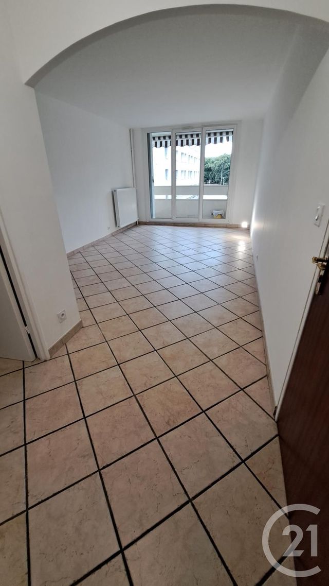 Appartement F3 à louer - 3 pièces - 67.44 m2 - COMPIEGNE - 60 - PICARDIE - Century 21 Infinity