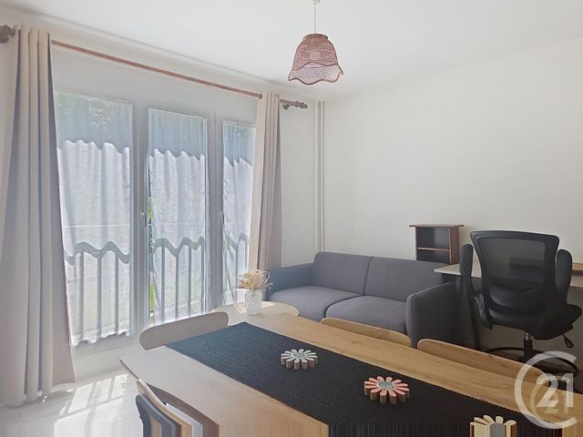 Appartement Studio à louer - 1 pièce - 28.44 m2 - COMPIEGNE - 60 - PICARDIE - Century 21 Infinity