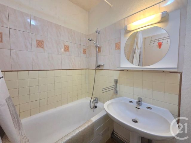 Appartement Studio à louer - 1 pièce - 28.44 m2 - COMPIEGNE - 60 - PICARDIE - Century 21 Infinity