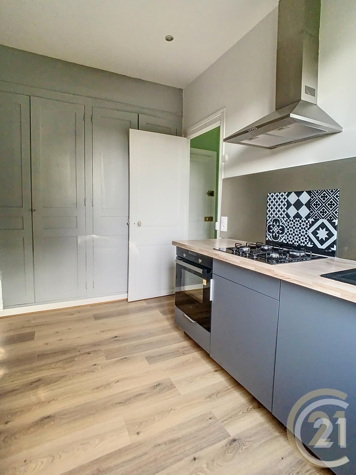 Appartement F1 bis à louer - 2 pièces - 35.14 m2 - COMPIEGNE - Miniature 5