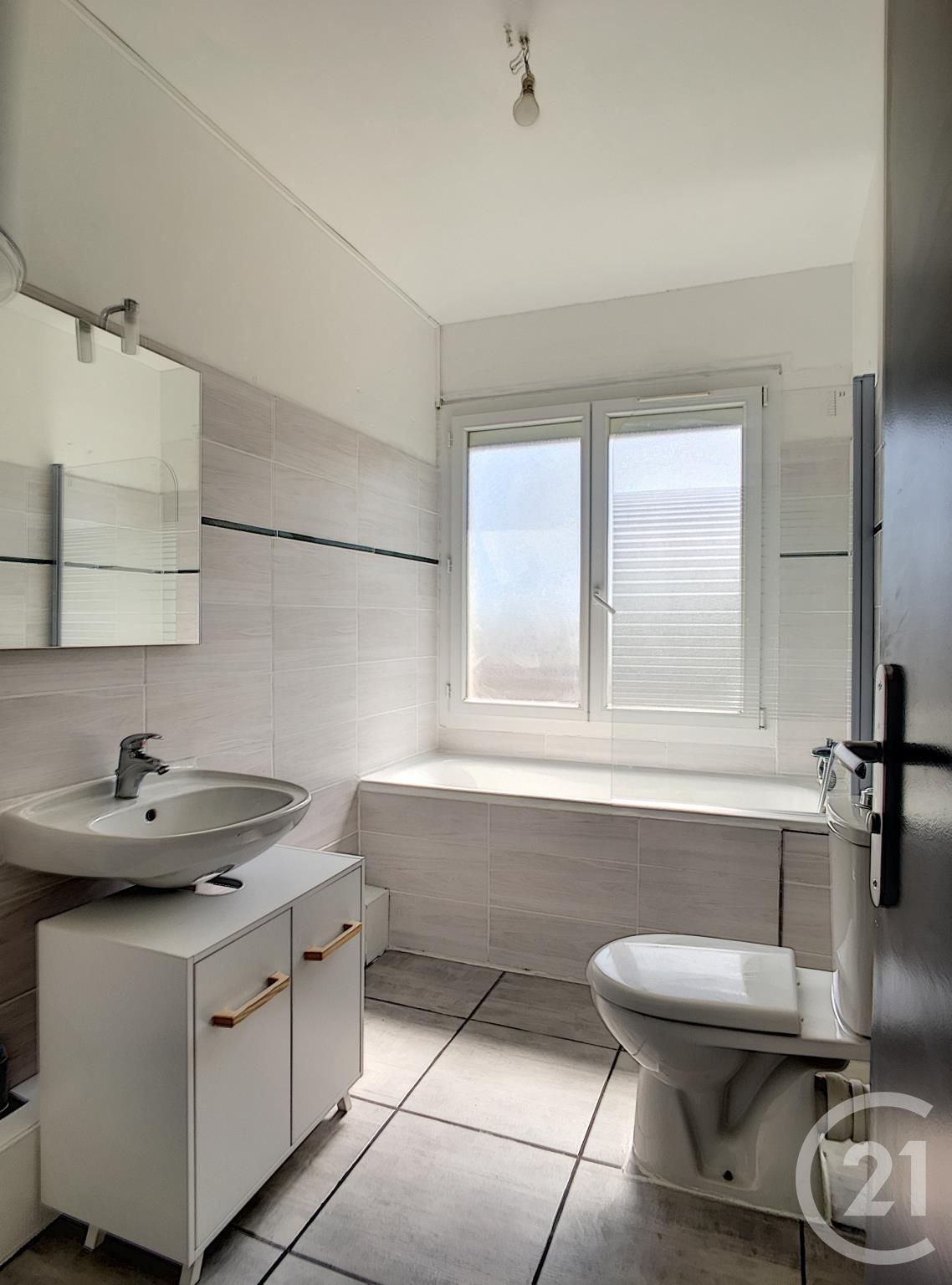 Appartement F2 à louer - 2 pièces - 37.0 m2 - VERBERIE - Miniature 7